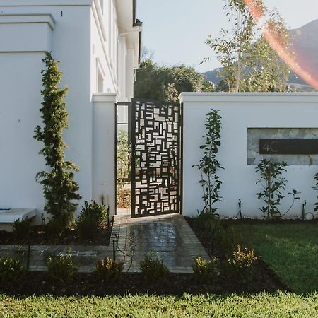 Quiet Hideaway Daire Somerset West Dış mekan fotoğraf